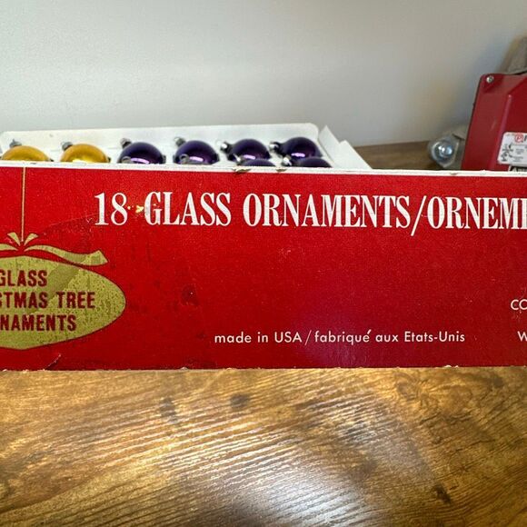 Vintage Jumbo Pack (18) COBY GLASS CHRISTMAS ORNAMENTS Purple Gold Silver - Picture 6 of 6